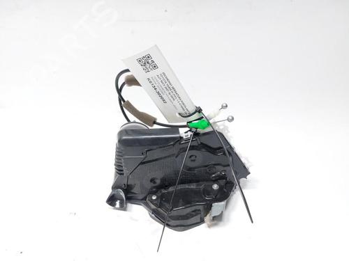 front-right-lock-toyota-yaris-_p21_-_pa1_-_ph1_-2020-31036566 main image