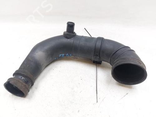 Used Air filter box FIAT PUNTO (188_) 1.3 JTD 16V (70 hp) 29327264