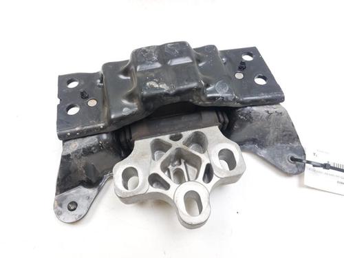 Używane Poduszka skrzyni biegów CUPRA FORMENTOR (KM7, KMP) 1.4 e-Hybrid (204 hp) 27537179