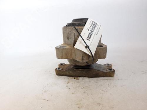 Used Engine mount Engine mount 15892781 15892781