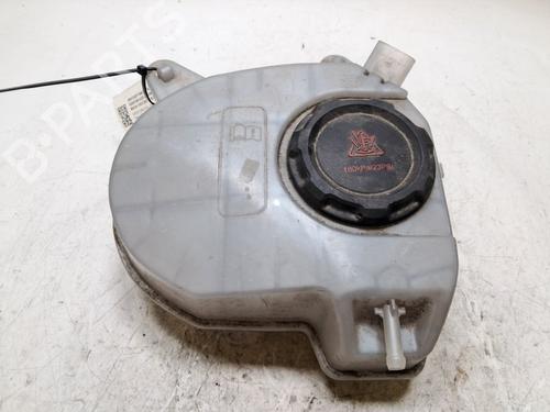 expansion-tank-audi-q2-gab-gag-2016-36218180 main image