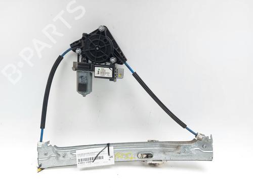 Rudehejsemotor bagstkærm venstre FIAT 500L (351_, 352_) 1.3 D Multijet (199.LYM11, 199.LYM1A) (95 hp) 24540391