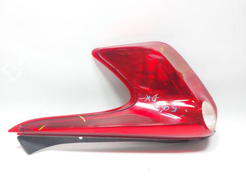 right-taillight-nissan-juke-f15-2010-2011-2012-2013-2014-2015-2016-2017-2018-2019-30478567 main image