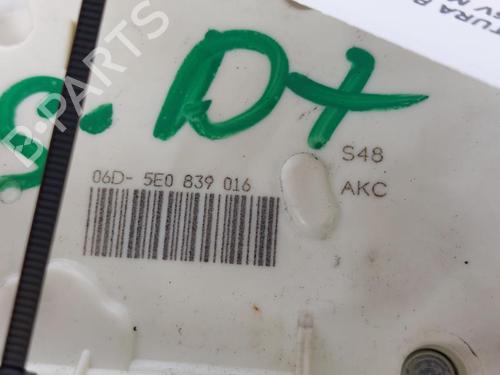 Rear right lock SKODA OCTAVIA III Combi (5E5, 5E6) 2.0 TDI | BP15157803C99