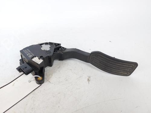 pedal-nissan-juke-f15-16-180021hm0b-2010-2011-2012-2013-2014-2015-2016-2017-2018-2019-15172218 main image