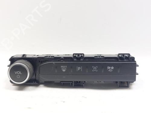 climate-control-ford-transit-custom-v710-van-nrn-2023-29699174 main image