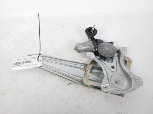 Used Rear right window mechanism TOYOTA YARIS (_P13_) 1.5 Hybrid (NHP130_, NHP130) (101 hp) 15166131