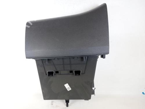 Used Glove box Glove box 23558198 23558198