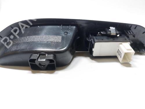 Left front window switch PEUGEOT 208 II (UB_, UP_, UW_, UJ_) 1.2 Hybrid 136 (UPHPYK) | BP30921582I27