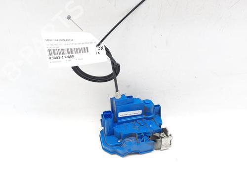 Used Front right lock FIAT 500L (351_, 352_) 1.3 D Multijet (199.LYM11, 199.LYM1A) (95 hp) 24654108