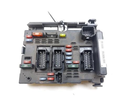 Used Fuse box PEUGEOT 206 Hatchback (2A/C) 1.4 HDi eco 70 (68 hp) 27713432