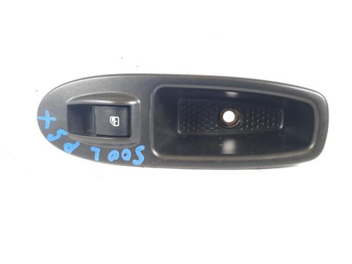 Used Left front window switch Left front window switch FIAT 500L (351_, 352_) 1.3 D Multijet (199LXY1A, 199LXY11) (84 hp) 23880061 23880061