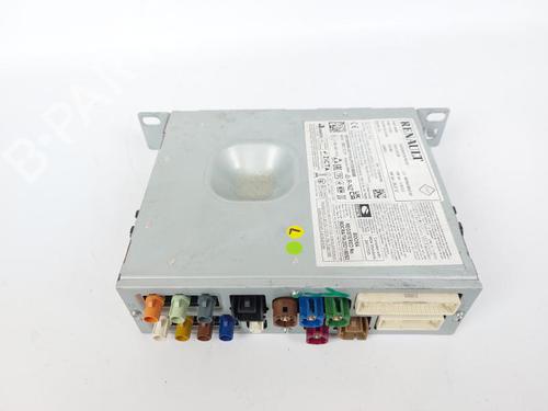 Used Radio RENAULT AUSTRAL E-TECH 200 Hybrid (HGM2) (199 hp) 19447005