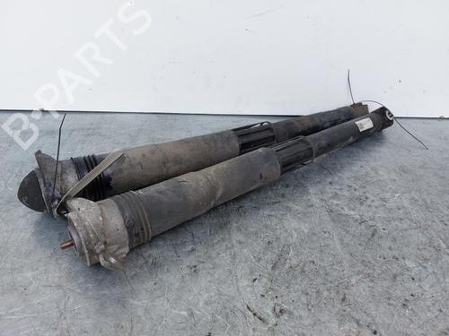 Right rear shock absorber SKODA OCTAVIA III Combi (5E5, 5E6) 2.0 TDI | BP15157822M19 