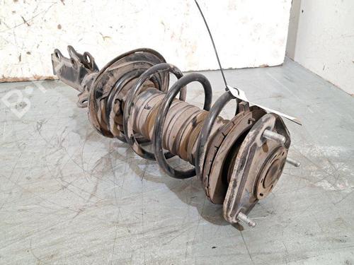 Used Right front shock absorber Right front shock absorber TOYOTA AURIS (_E18_) 1.8 Hybrid (ZWE186_, ZWE186R) (136 hp) 34119064 34119064