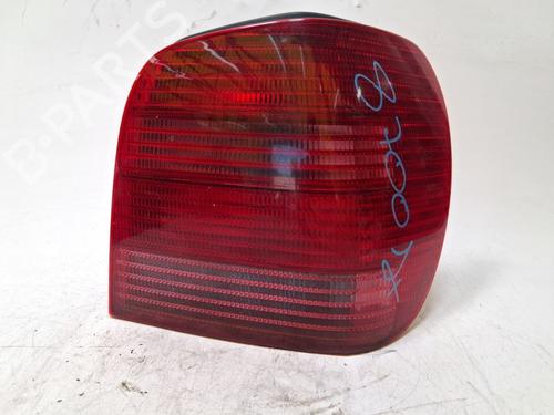 Used Right taillight Right taillight 39552918 39552918