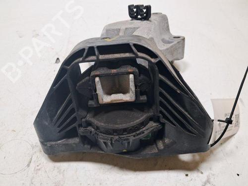 engine-mount-renault-clio-v-b7_-2019-33926492 main image