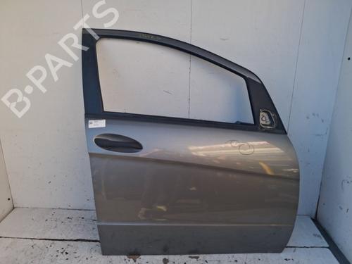 Used Right front door Right front door 39067732 39067732