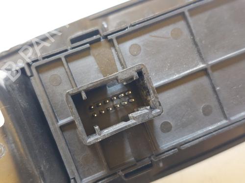Left front window switch FIAT 500L (351_, 352_) 0.9 Natural Power (199LYC1B) | BP37259979I27 - Image 4