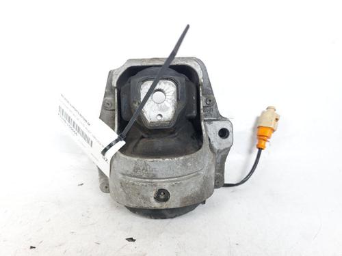Support de moteur AUDI A4 B8 Avant (8K5) 2.0 TDI (150 hp) 18740322