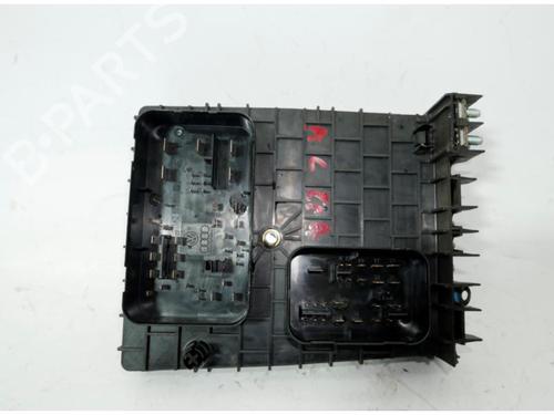 Fuse box SEAT ALTEA (5P1) 1.9 TDI | BP23879863E1