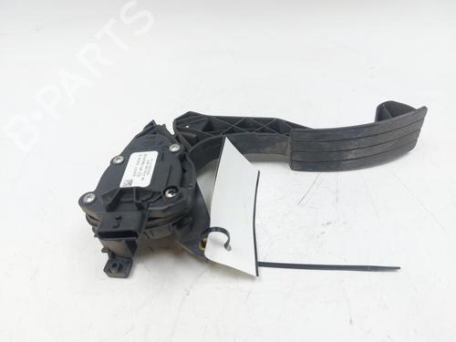 pedal-smart-forfour-hatchback-453-2014-25483191 main image