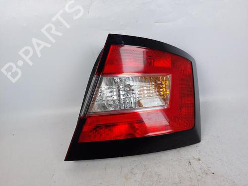 Used Right taillight SKODA FABIA III (NJ3) 1.0 TSI (95 hp) 15164269
