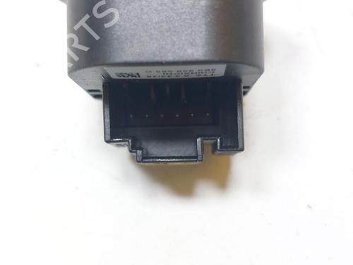 Mirror switch SKODA OCTAVIA III Combi (5E5, 5E6) 1.6 TDI | BP30898736I25 - Image 3
