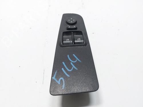 Used Left front window switch FIAT GRANDE PUNTO (199_) 1.2 (65 hp) 30802061
