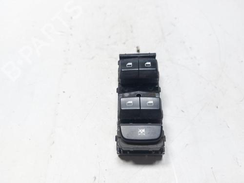 Used Left front window switch KIA CEED Sportswagon (CD) 1.6 CRDi 115 (116 hp) 33194652