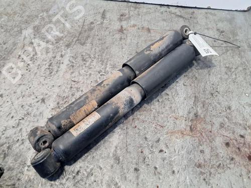 Used Right rear shock absorber Right rear shock absorber MERCEDES-BENZ SPRINTER 3,5-t Platform/Chassis (B907, B910) 314 CDI (910.131, 910.133, 910.030) (143 hp) 33198071 33198071