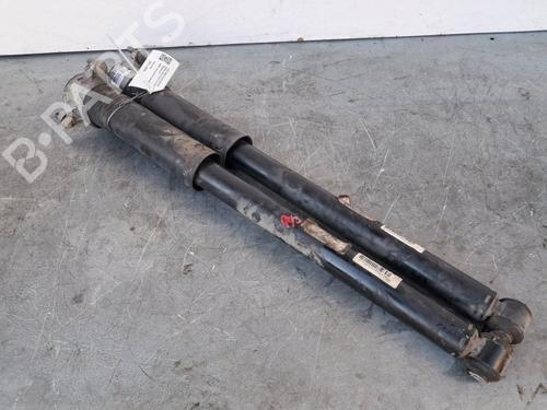 Used Right rear shock absorber Right rear shock absorber MERCEDES-BENZ GLB (X247) GLB 180 d (247.610) (116 hp) 40215741 40215741