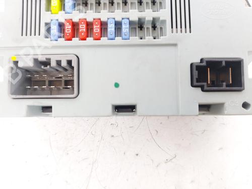 Fuse box JAGUAR XE (X760) 2.0 D | BP21083163E1 