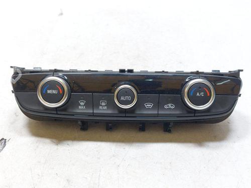 Used Climate control Climate control OPEL CROSSLAND X / CROSSLAND (P17, P2QO) 1.5 (75) (110 hp) 33752320 33752320