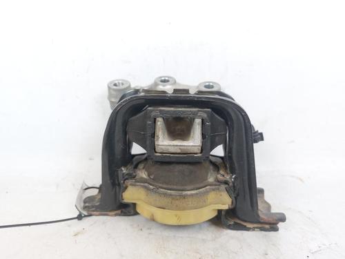Used Engine mount Engine mount PEUGEOT 2008 I (CU_) 1.6 BlueHDi 120 (120 hp) 17975294 17975294