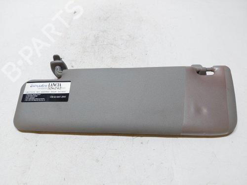 aletta-parasole-sinistra-lancia-ypsilon-312_-2011-34263259 main image