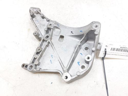 Used Engine mount FIAT TIPO Estate (356_, 357_) 1.0 (357WXN1A) (101 hp) 27442333