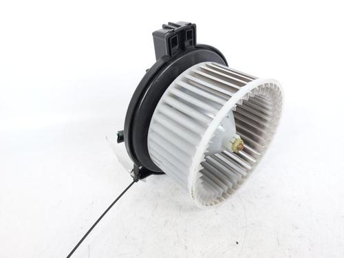 Moteur de chauffage MAZDA 2 Hatchback (DL, DJ) 1.5 SKYACTIV-G (90 hp) 15163877