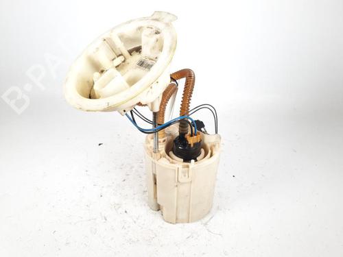 Used Fuel pump BMW 3 Touring (F31) 318 d (143 hp) 15155398