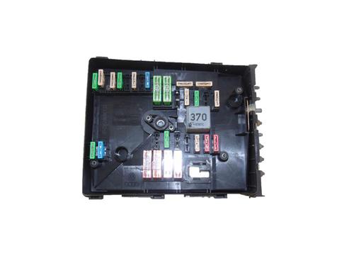 Zekeringkast SEAT ALTEA (5P1) 1.4 16V (86 hp) 15141179