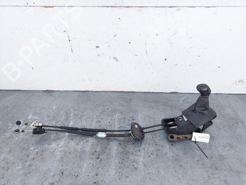 Used Gear lever Gear lever CITROËN C3 III (SX) 1.2 VTi 82 (82 hp) 15161204 15161204