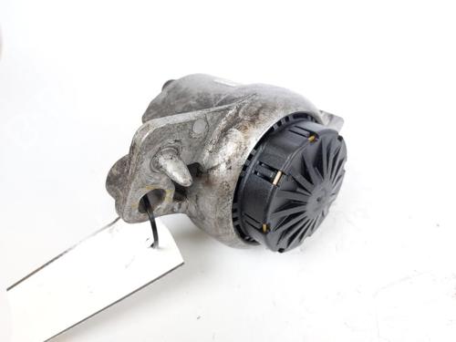 Used Engine mount JAGUAR XF II (X260) 2.0 D (180 hp) 15157222