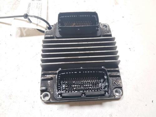 Used Engine control unit (ECU) Engine control unit (ECU) OPEL CORSA C (X01) 1.7 DTI (F08, F68) (75 hp) 33197156 33197156