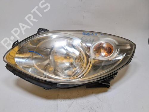 Phare gauche RENAULT TWINGO II (CN0_) 1.2 16V (CN0K, CN0V, CN0A) (76 hp) 33198221