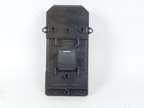 Used Right front window switch HONDA HR-V (RU) 1.6 i-DTEC (RU8) (120 hp) 15165753