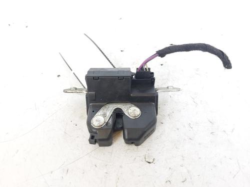 Used Tailgate lock LANCIA DELTA III (844_) 1.6 D Multijet (844.AXC11, 844.AXC1A) (120 hp) 18328841