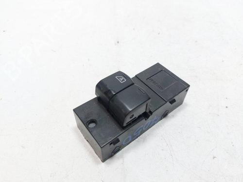 Used Left front window switch Left front window switch NISSAN MICRA IV (K13K, K13KK) 1.2 (80 hp) 33734625 33734625