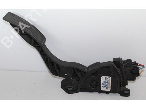 Used Pedal Pedal 15144925 15144925