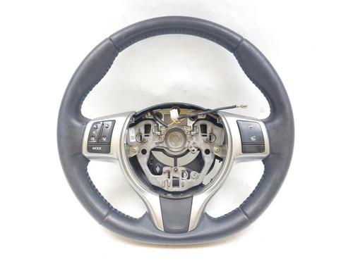 Used Steering wheel TOYOTA YARIS (_P13_) 1.5 Hybrid (NHP130_, NHP130) (101 hp) 27443015