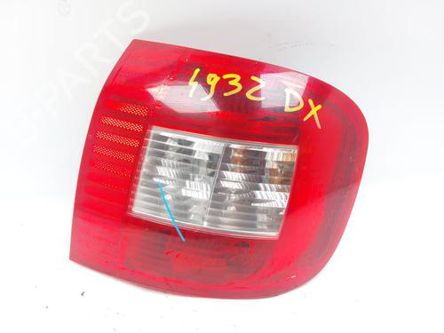 Używane Lampa tylna prawa FIAT MULTIPLA (186_) 1.6 (186AXC1A, 186BMC1A, 186BXC1A) (103 hp) 29933453